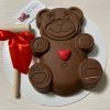 Мишка с молоточком в коробке